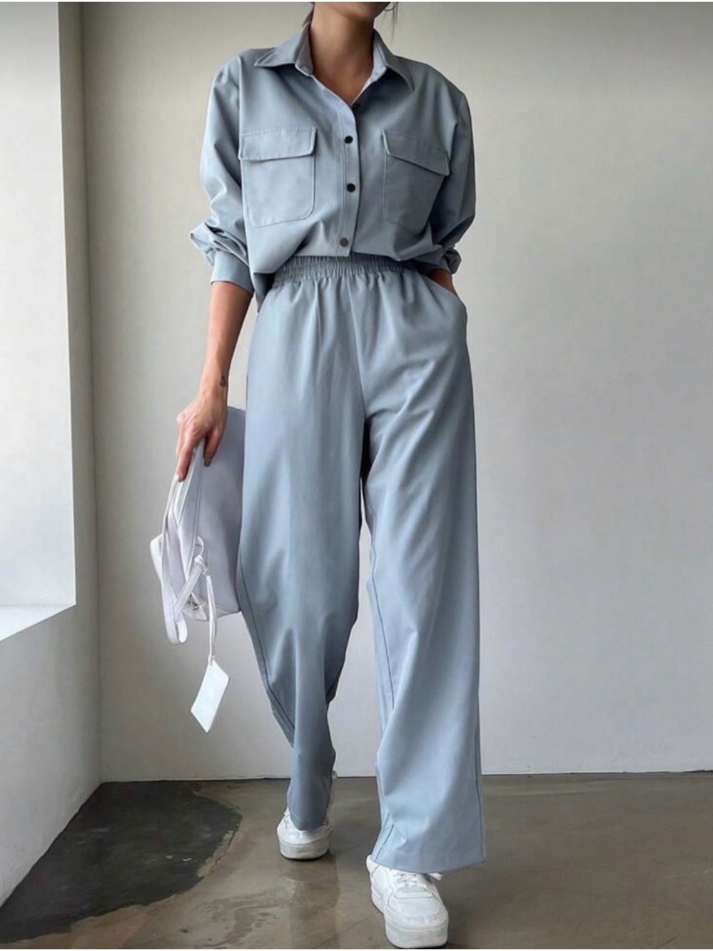 Relaxed Wide-Leg Pants in Light Gray - Women's Elastic Waist